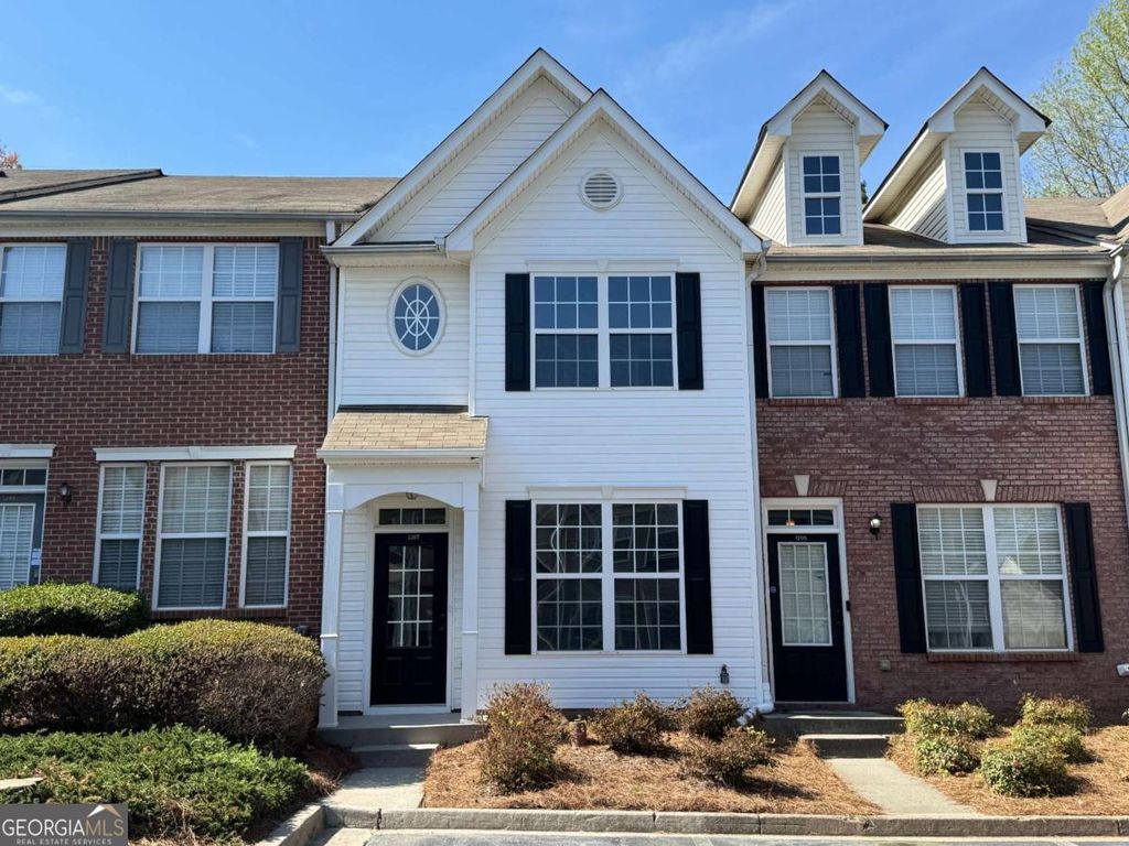 Photo of 1207 Penhurst Way, Lawrenceville, GA 30043 (MLS # 10717048)