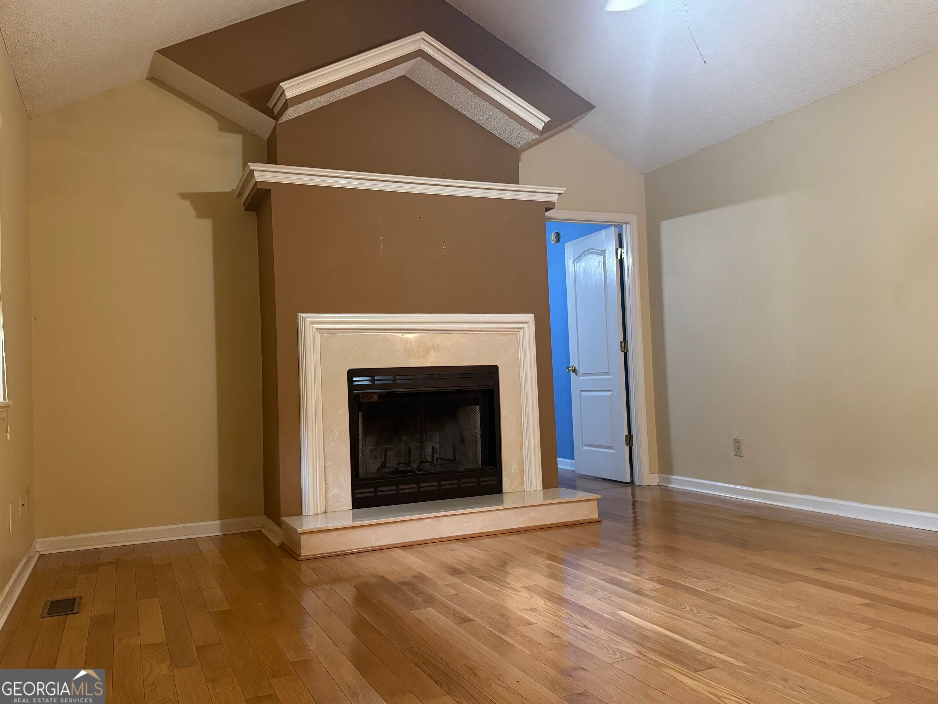 158 Alpine DR