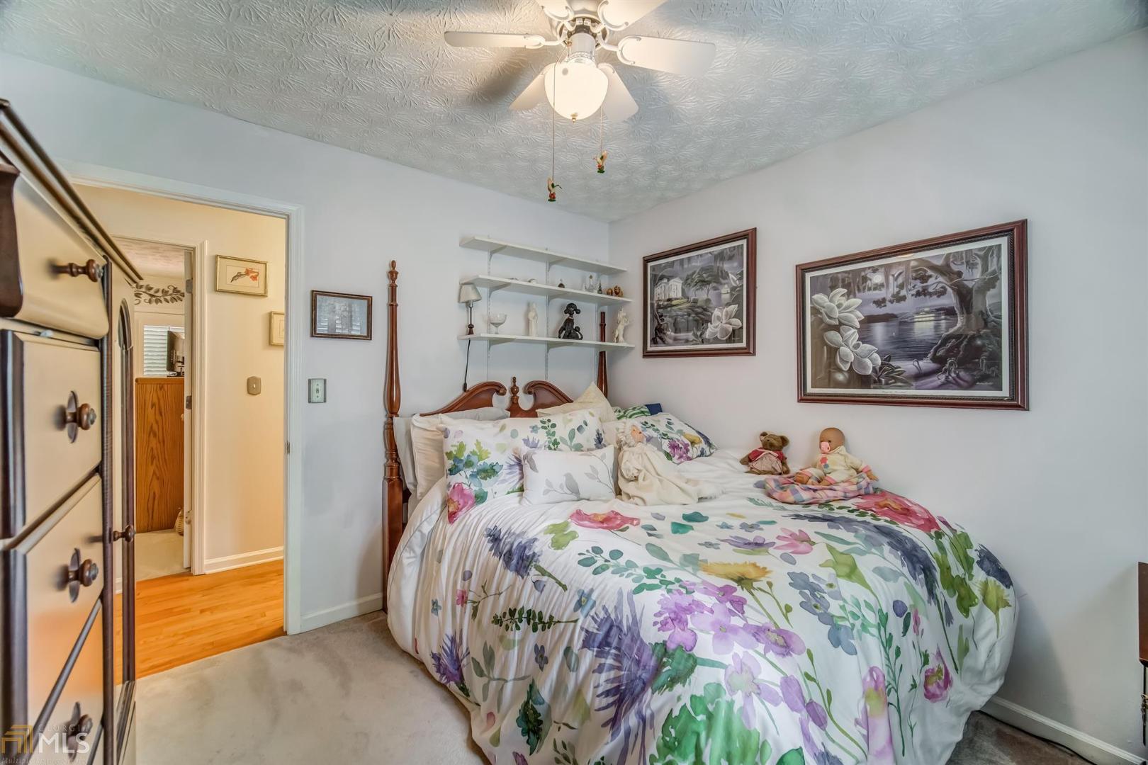 Magnolia Walk - Residential