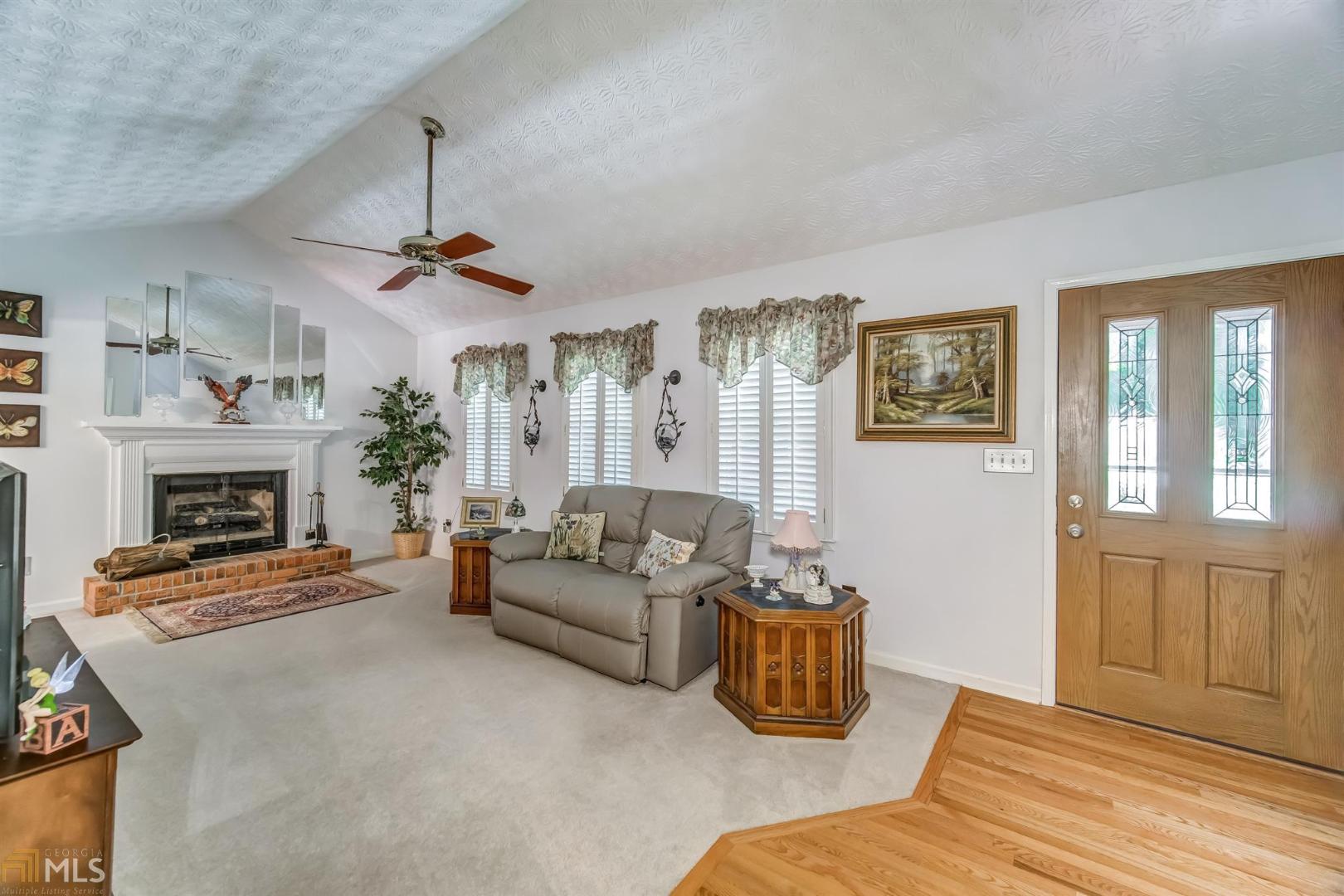 Magnolia Walk - Residential