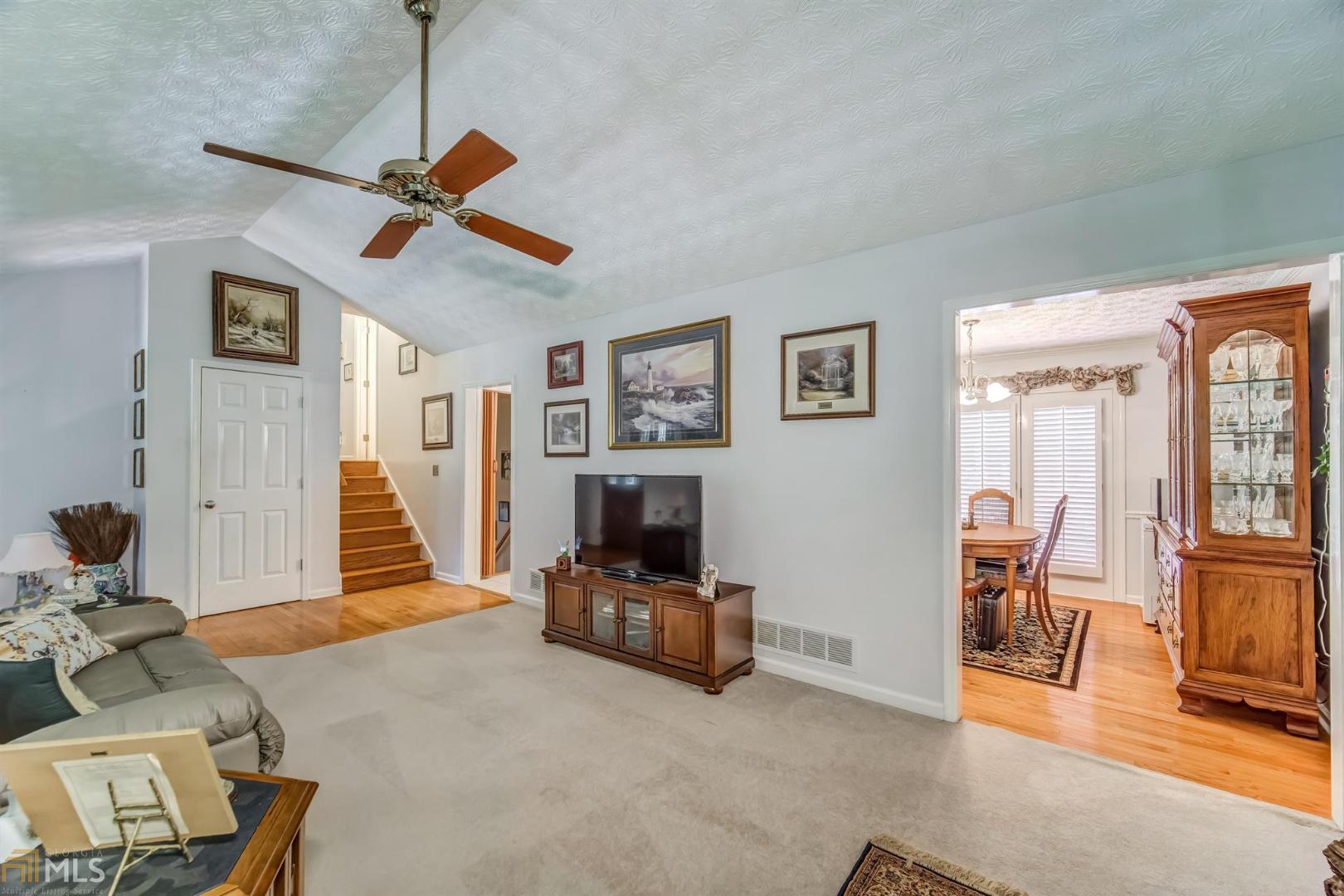 Magnolia Walk - Residential