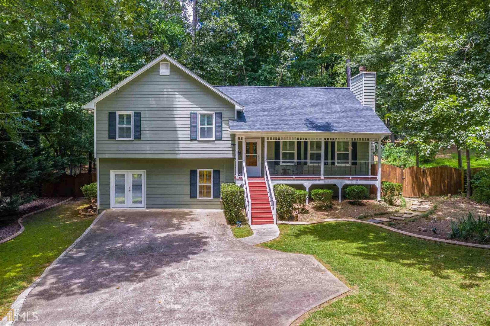 Magnolia Walk - Residential