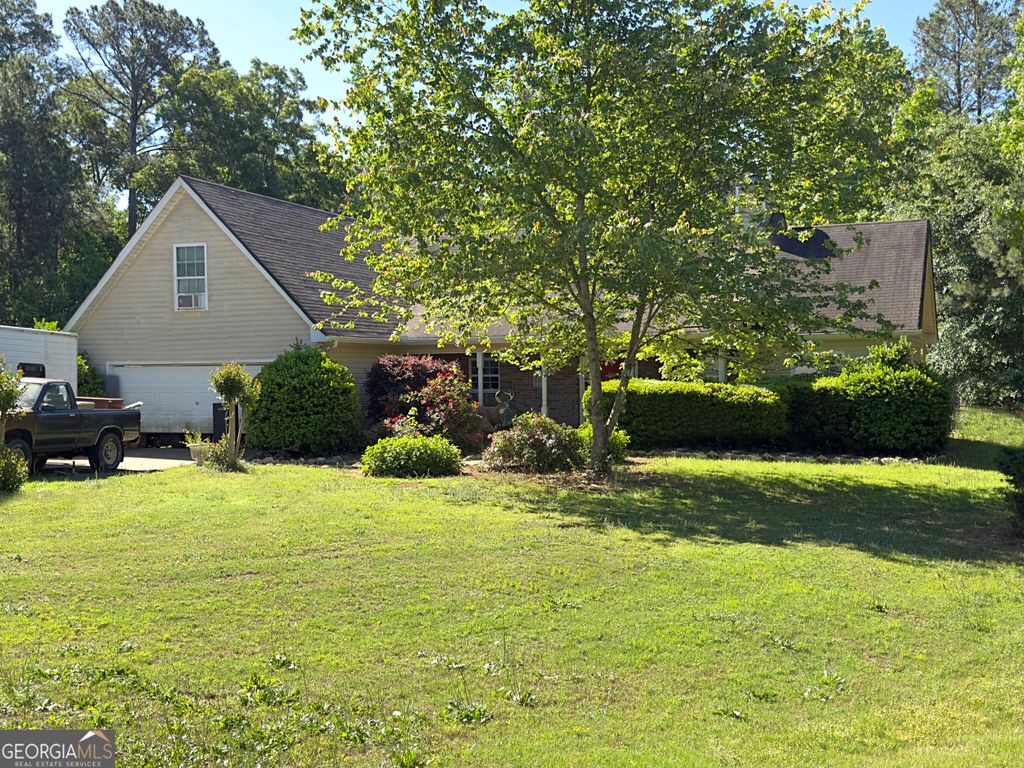 Photo of 175 Loudoun Drive, Covington, GA 30014 (MLS # 10766079)