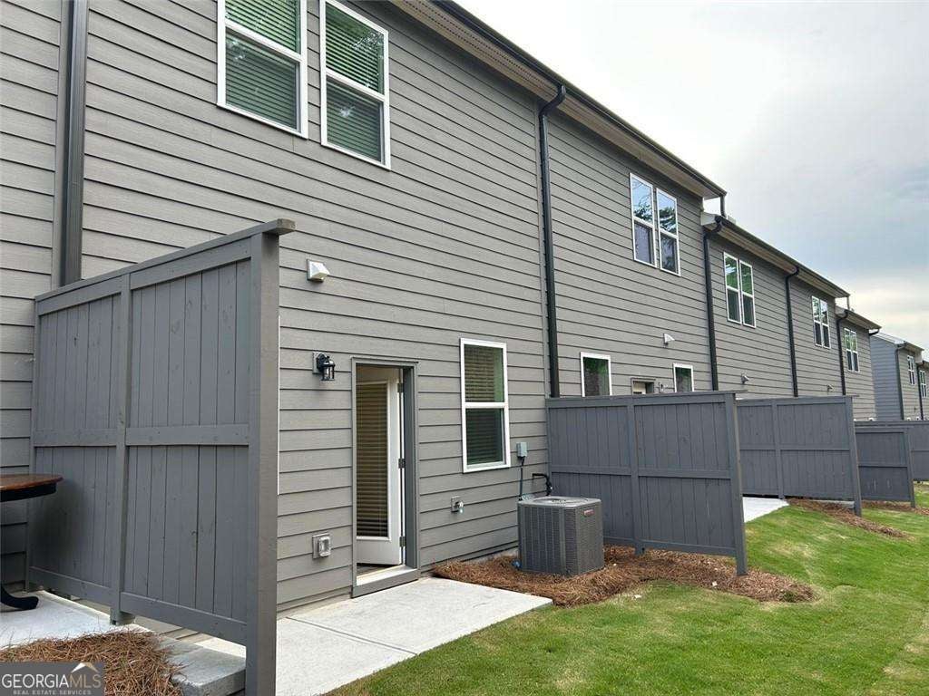 Photo of 1708 Gunnin Trace NW, Atlanta, GA 30318 (MLS # 10826677)