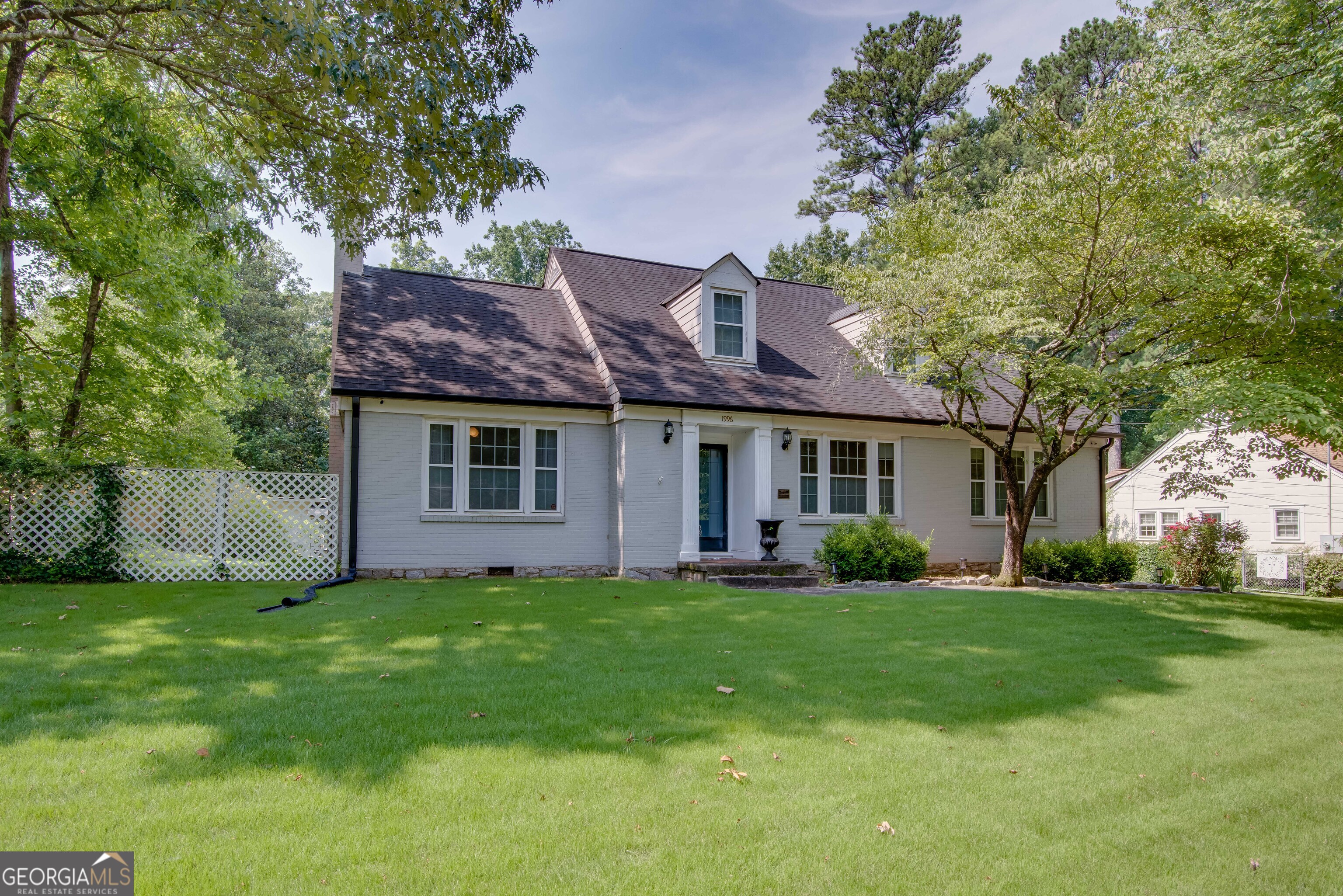 1996 Lyle AVE