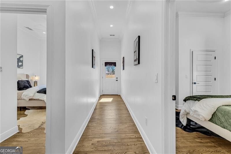 Atlanta, Georgia 30337, United States, 5 Bedrooms Bedrooms, ,4 BathroomsBathrooms,Residential,Active,83721