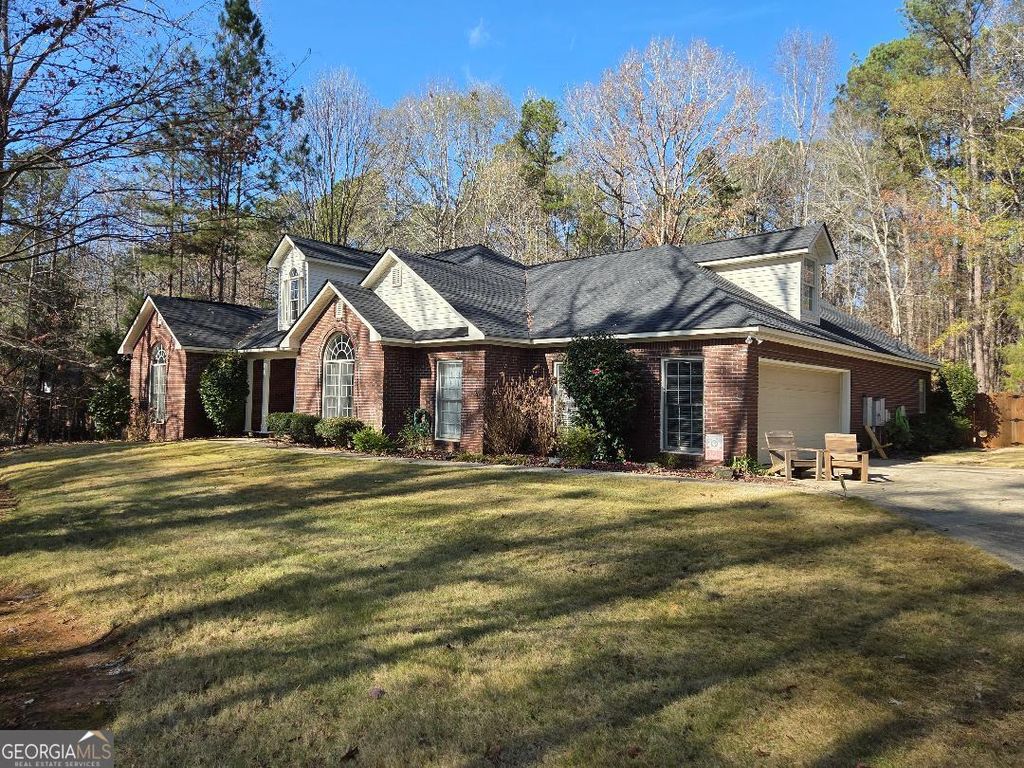 Photo of 324 Grantham Dr, Cataula, GA 31804 (MLS # 10656957)