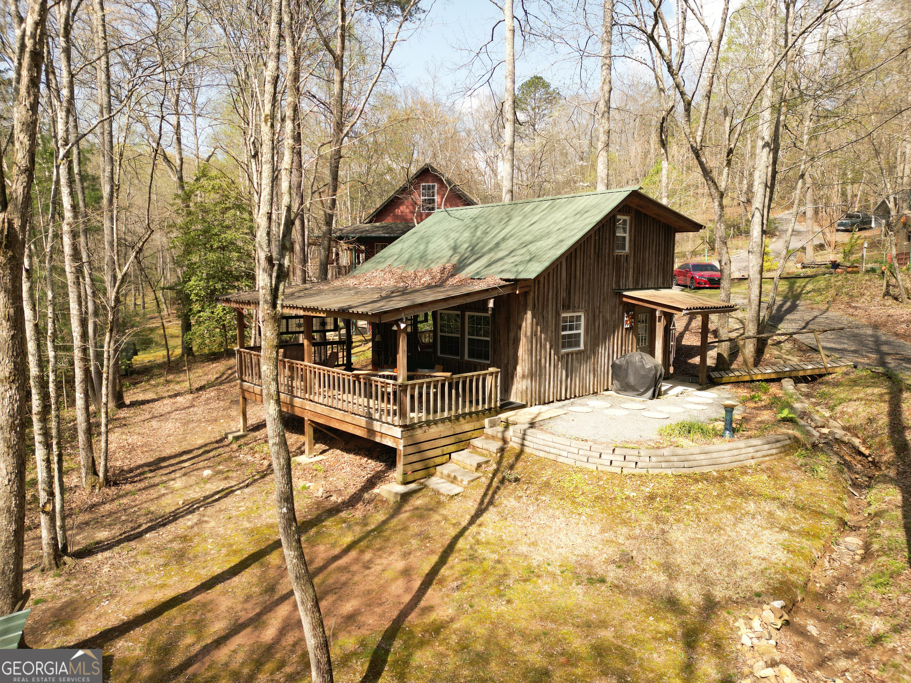 136 Honeybell LN