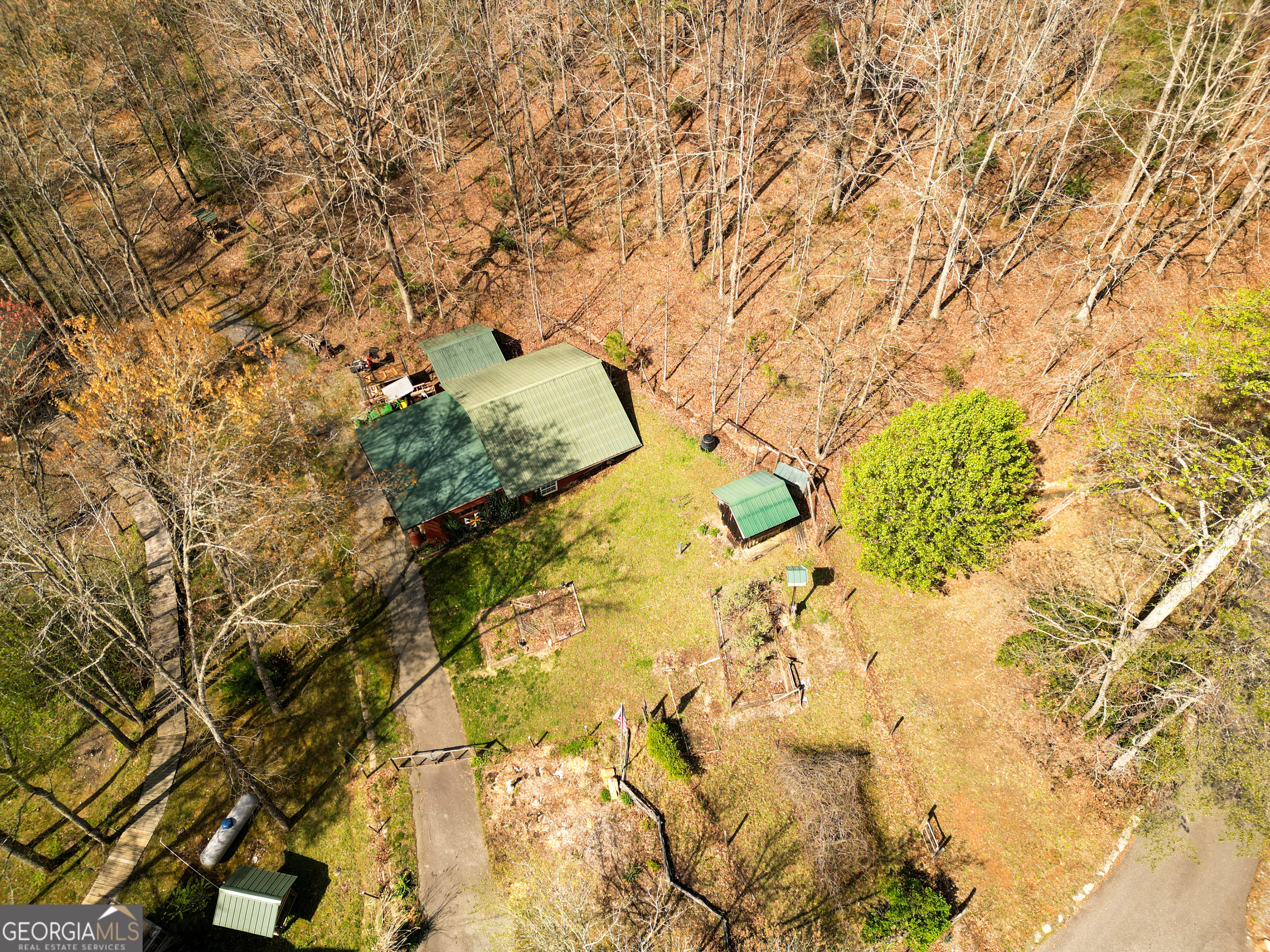 136 Honeybell LN