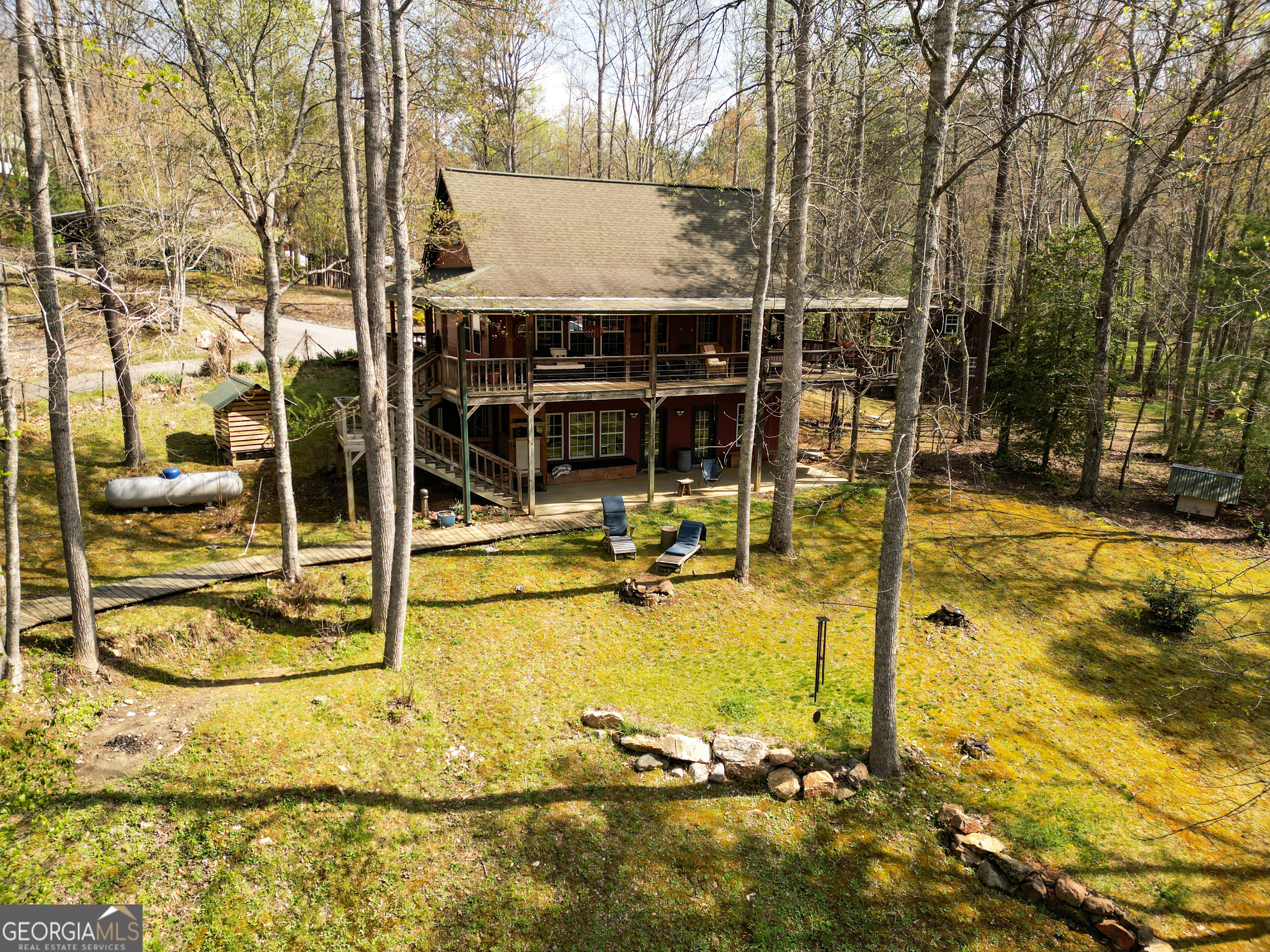 136 Honeybell LN