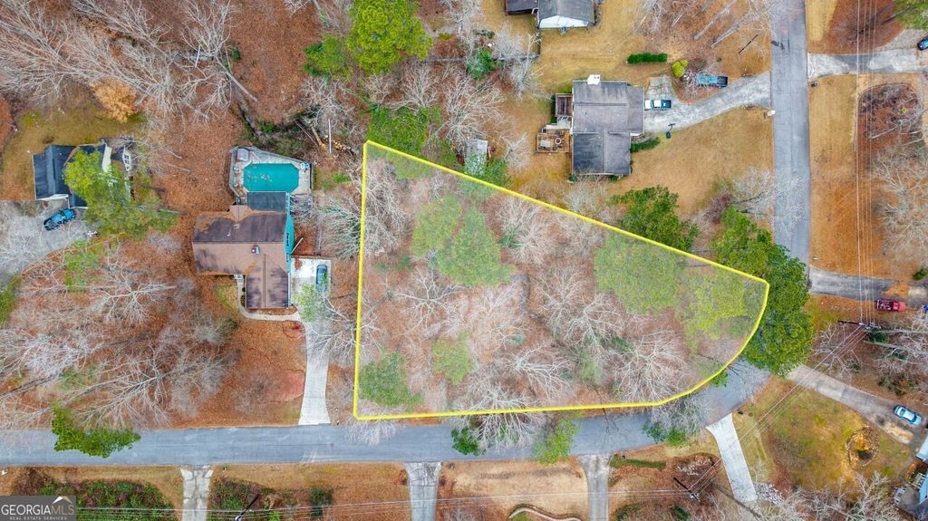 Photo of 315 Oak St, Fayetteville, GA 30214 (MLS # 10669567)