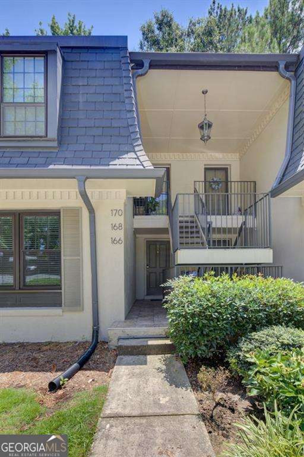 Photo of 166 Maribeau Square NW, Atlanta, GA 30327 (MLS # 10630464)