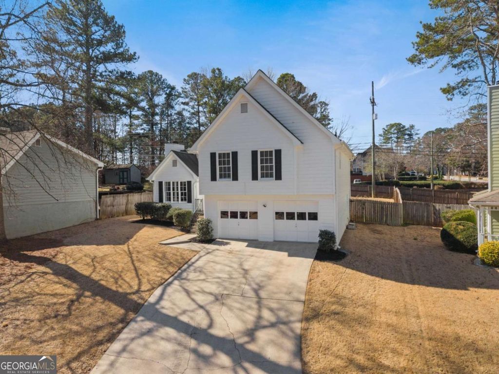 Photo of 860 Meadowsong Circle, Lawrenceville, GA 30043 (MLS # 10701745)