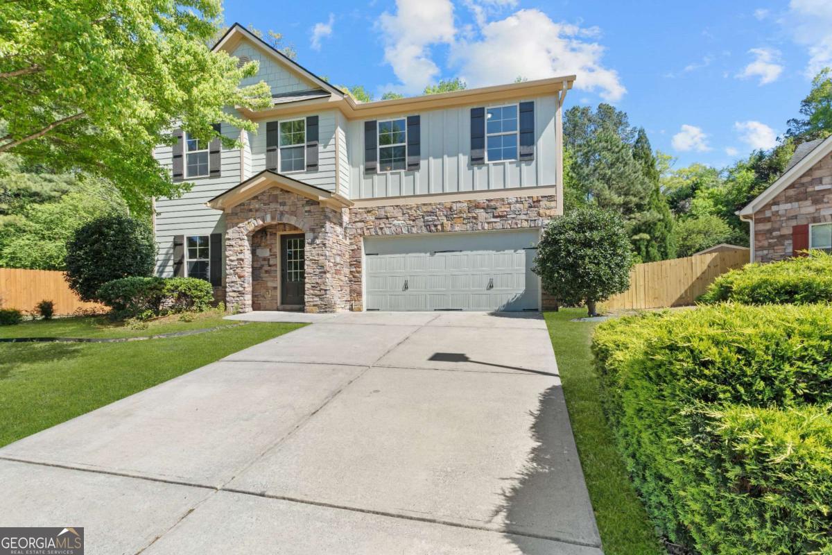 3945 Silverthorn TRCE