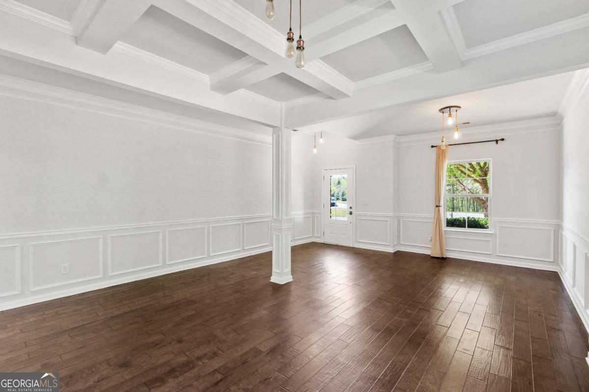 3945 Silverthorn TRCE