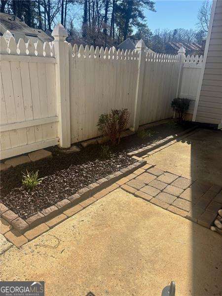 Marietta, Georgia 30067, United States, 2 Bedrooms Bedrooms, ,2 BathroomsBathrooms,Residential,Active,4300