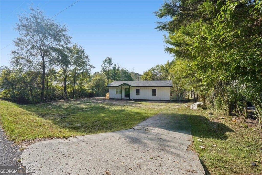 Photo of 396 Price Road NE, Rome, GA 30161 (MLS # 10850543)