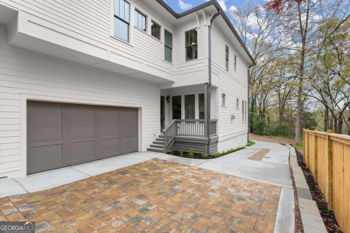 779-A Lynwood ST SE