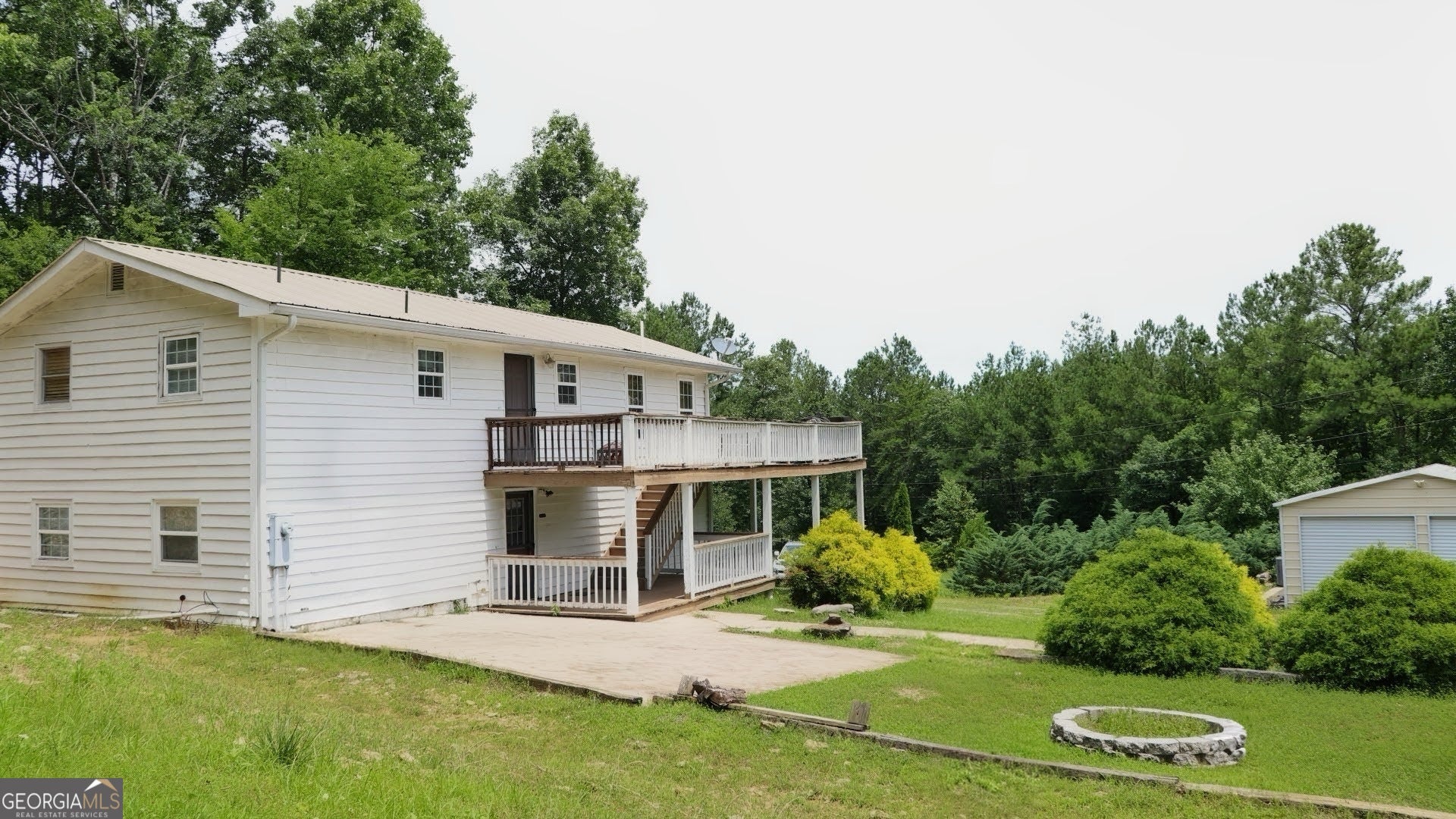 276 Warren RD