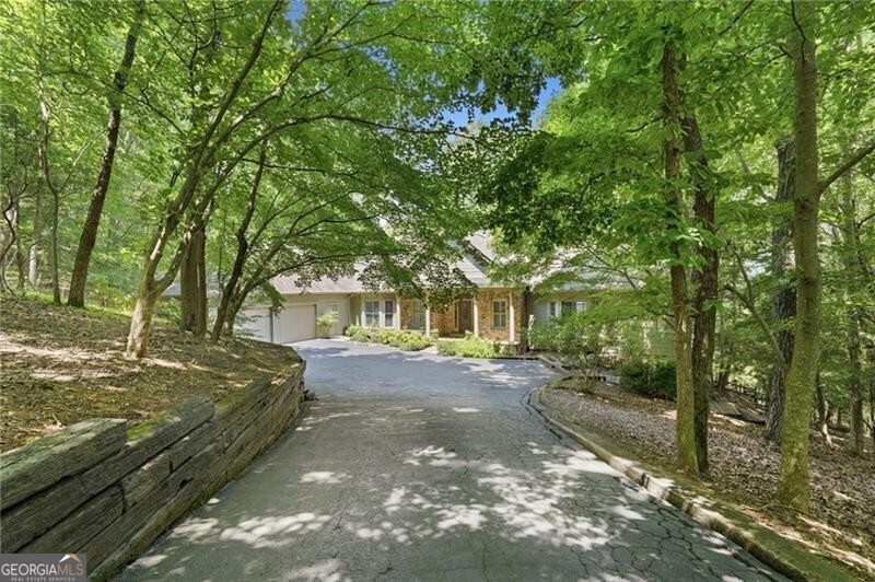 150 Summit DR
