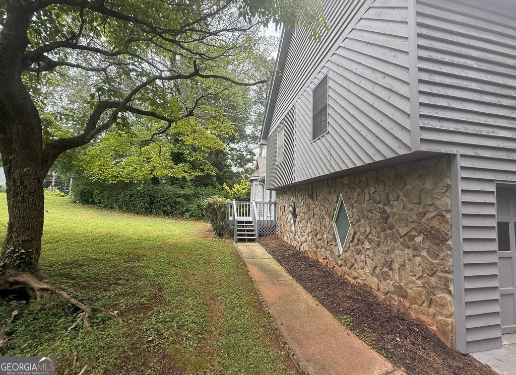 Photo of 105 Arbour Run, Suwanee, GA 30024 (MLS # 10790293)