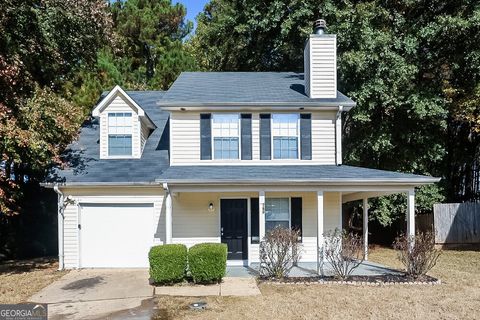 Photo of 760 Glenshire Court, Riverdale, GA 30274 (MLS # 10657257)