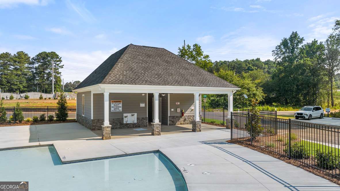 1410 Aura LN