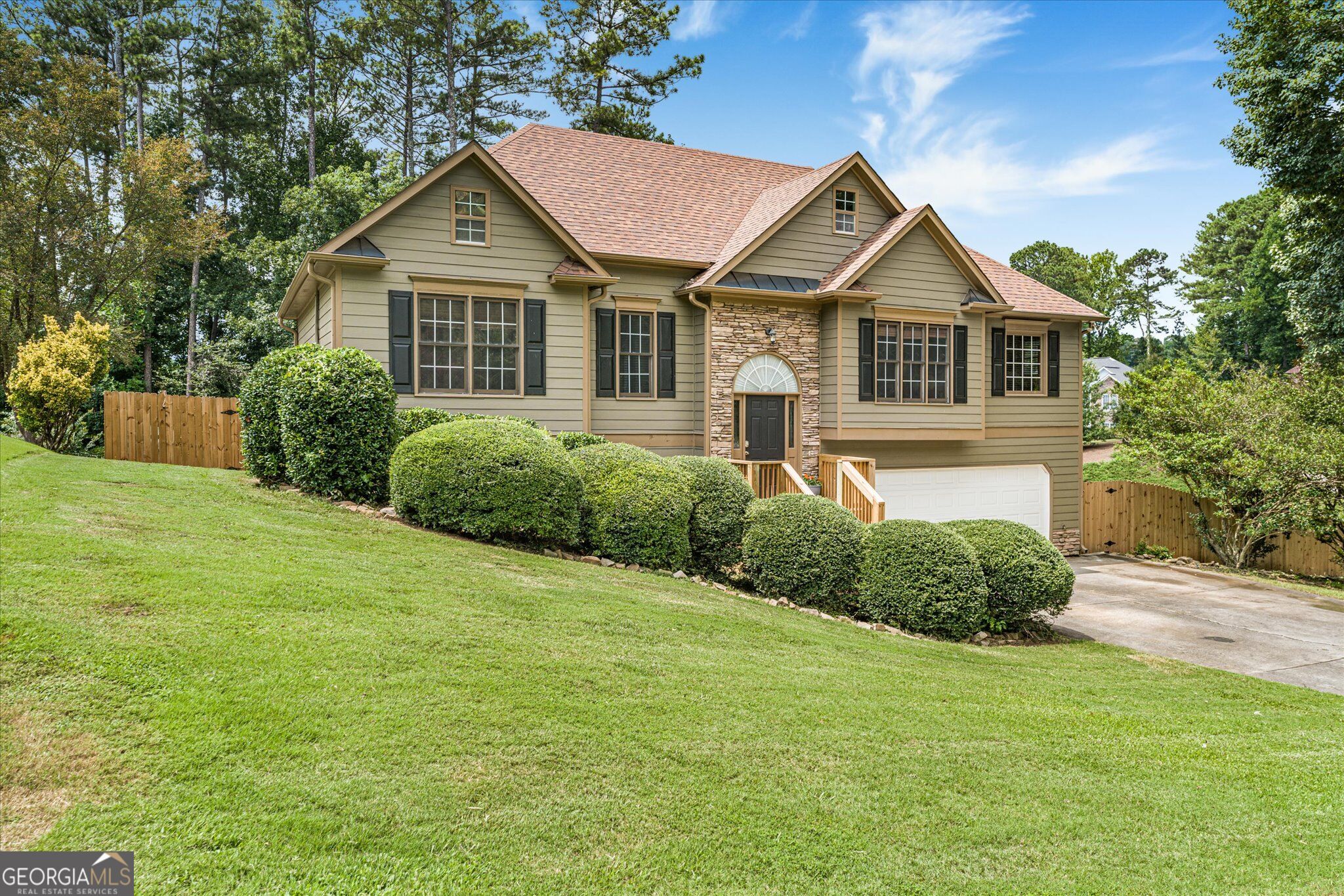 200 Brookhaven PL