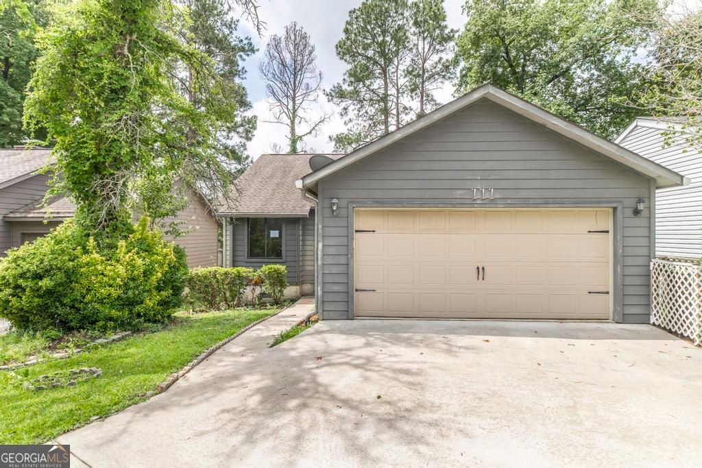 Photo of 111 Ridge Pointe Court, Warner Robins, GA 31088 (MLS # 10772603)