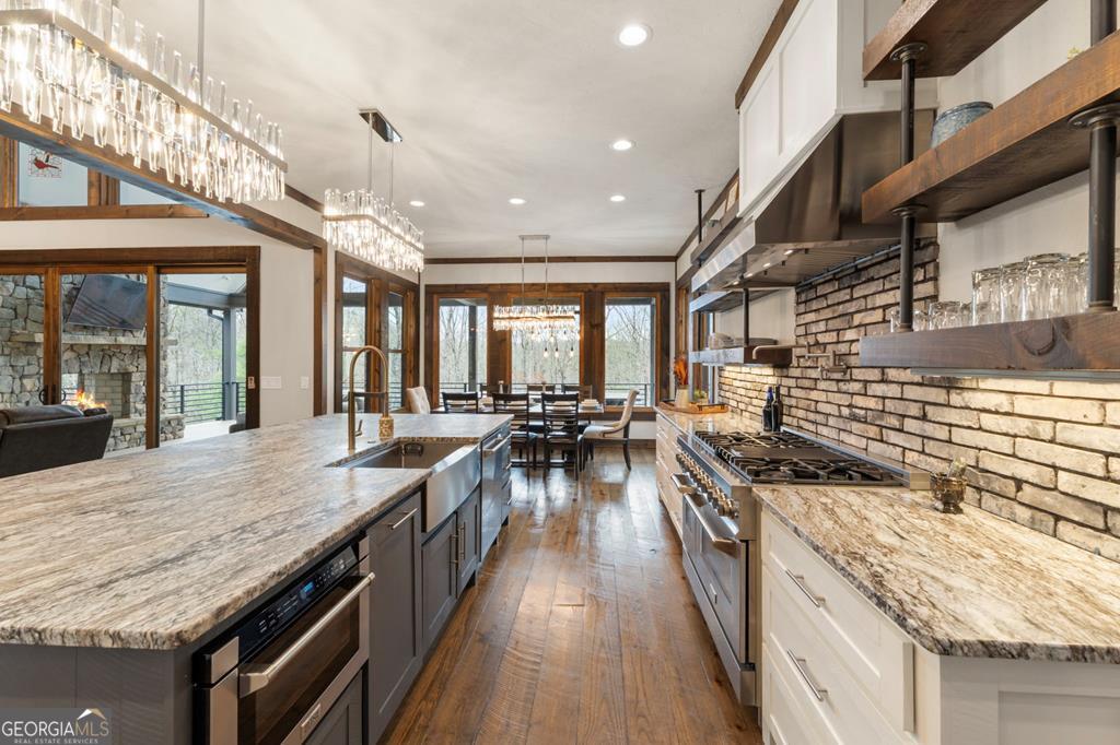 101 Bennett Springs CT