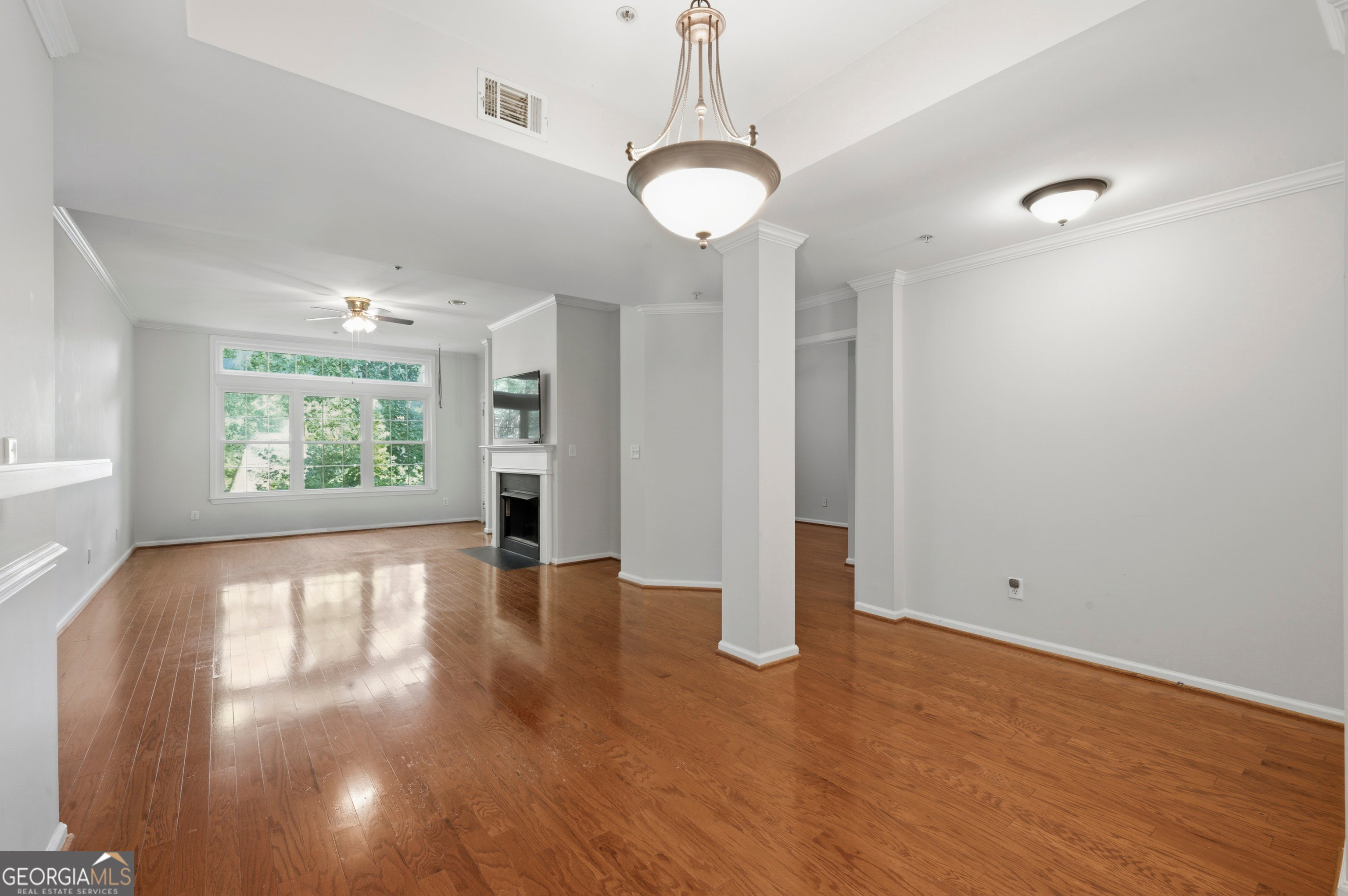 424 Lindbergh DR NE 208