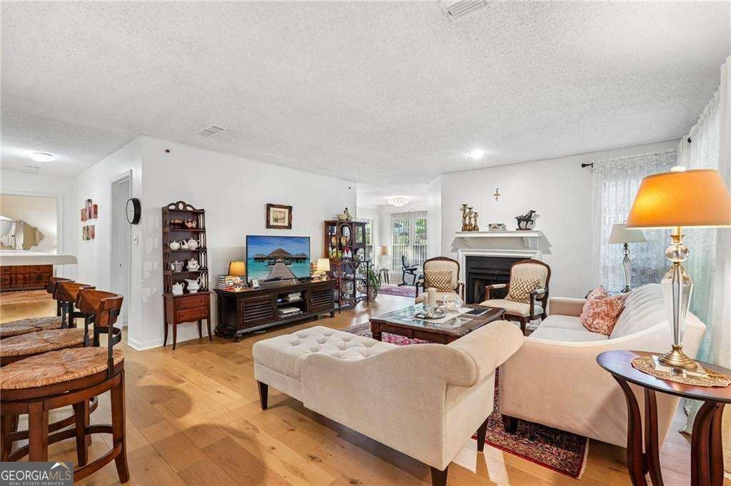 403 Mill Pond CT SE