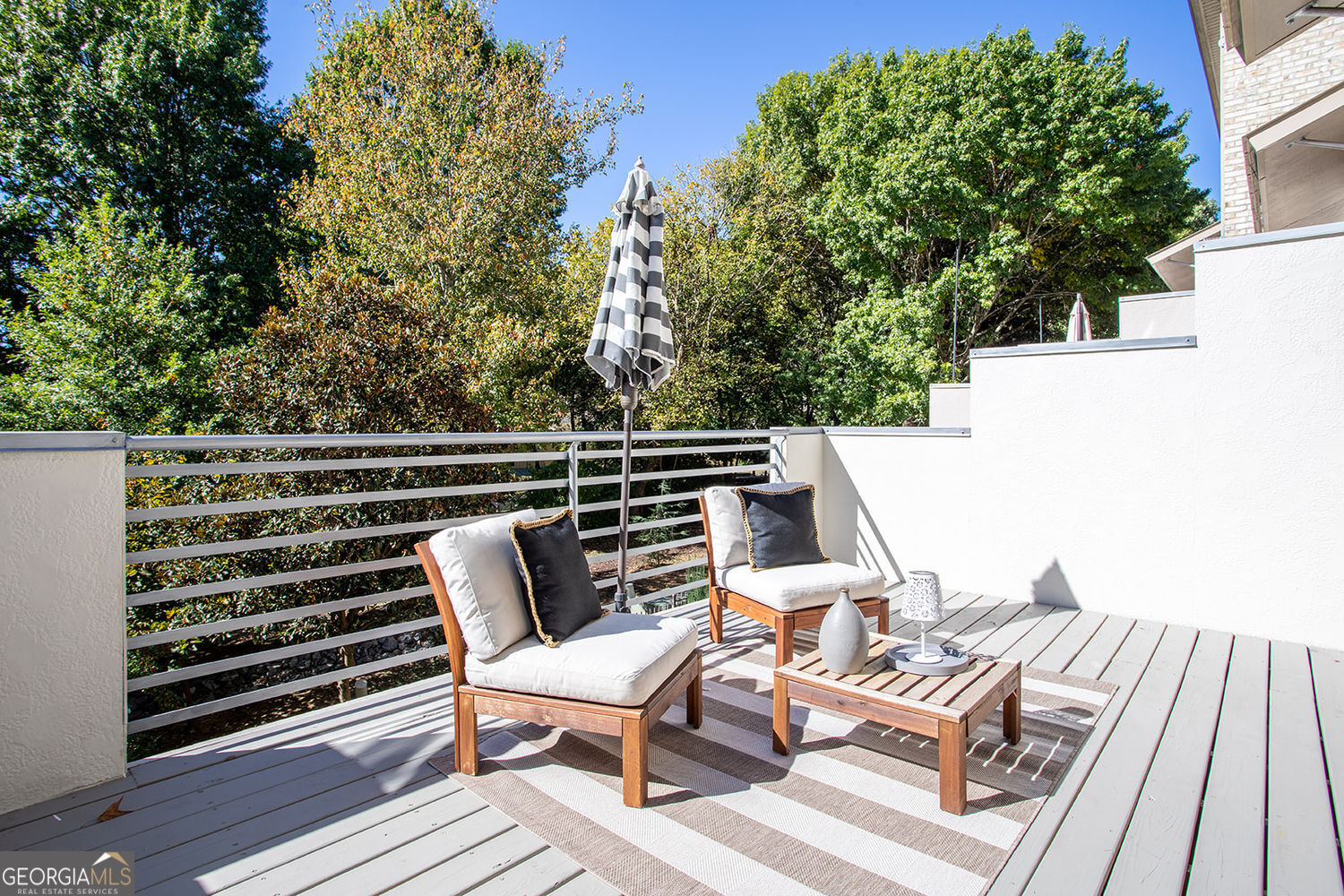 TOWNHOMES/FERNWOOD PARK - Residential
