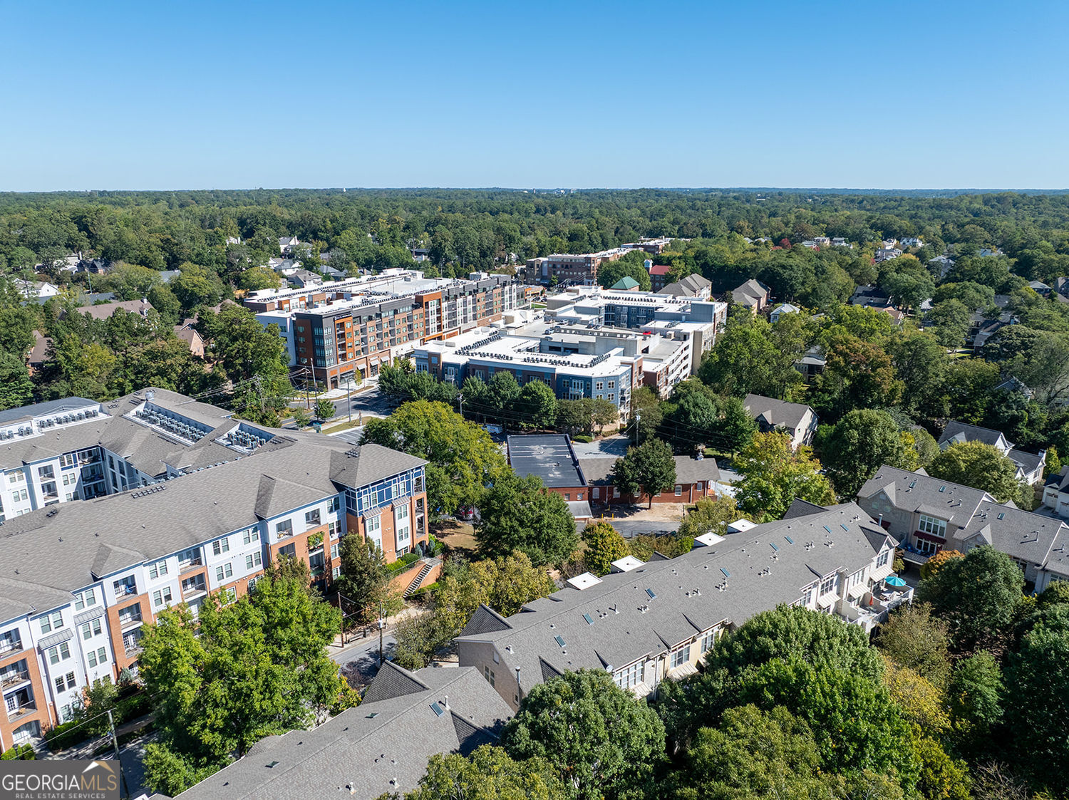 TOWNHOMES/FERNWOOD PARK - Residential