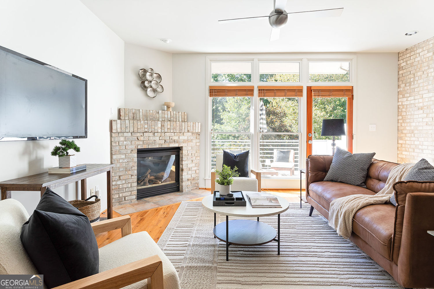 TOWNHOMES/FERNWOOD PARK - Residential
