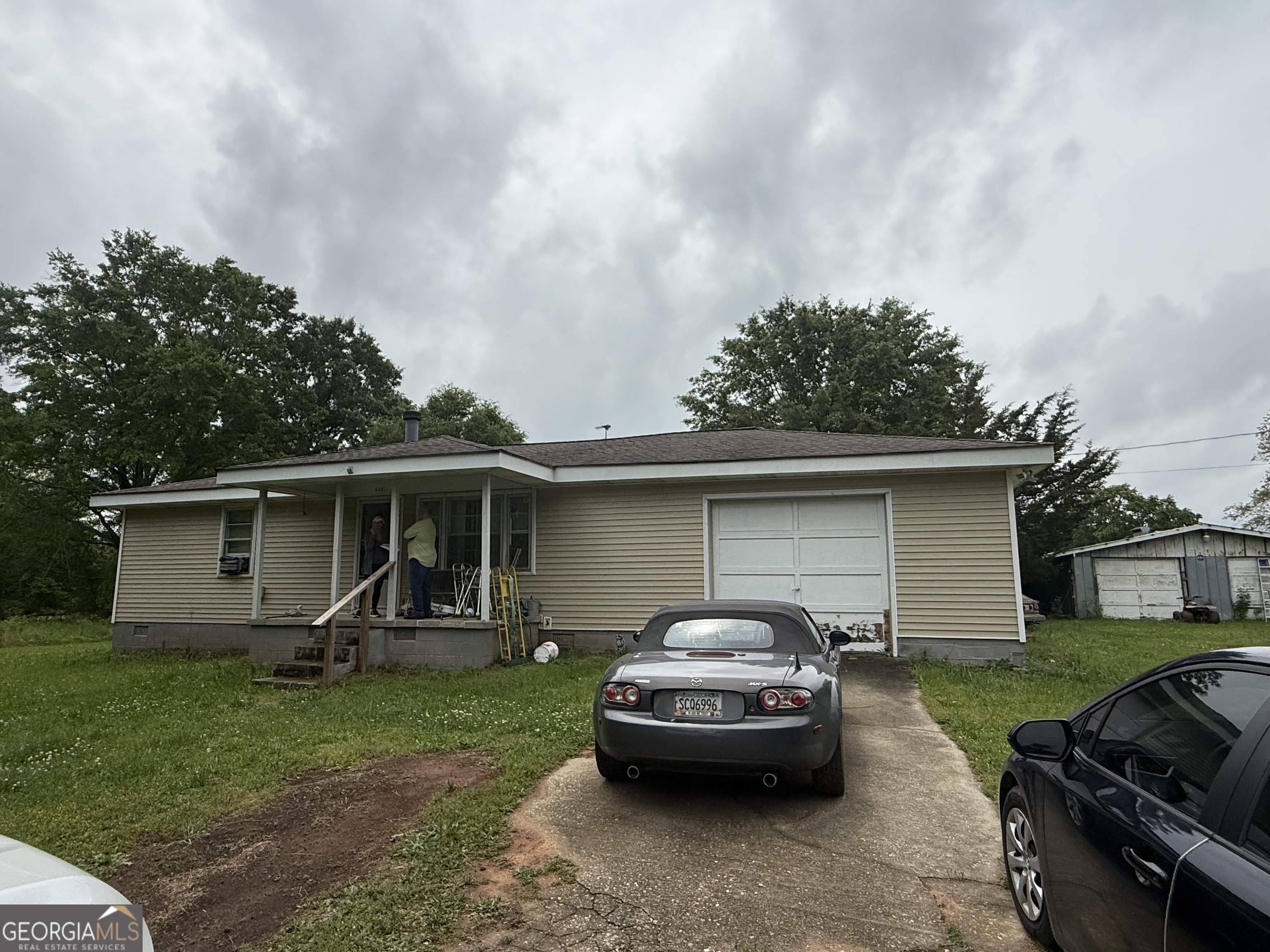 4441 Highway 83