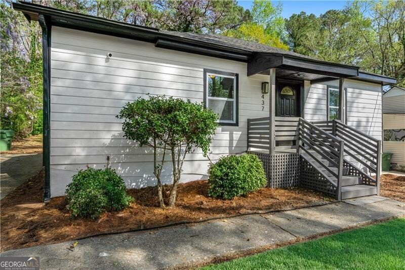 437 Collier Ridge DR NW