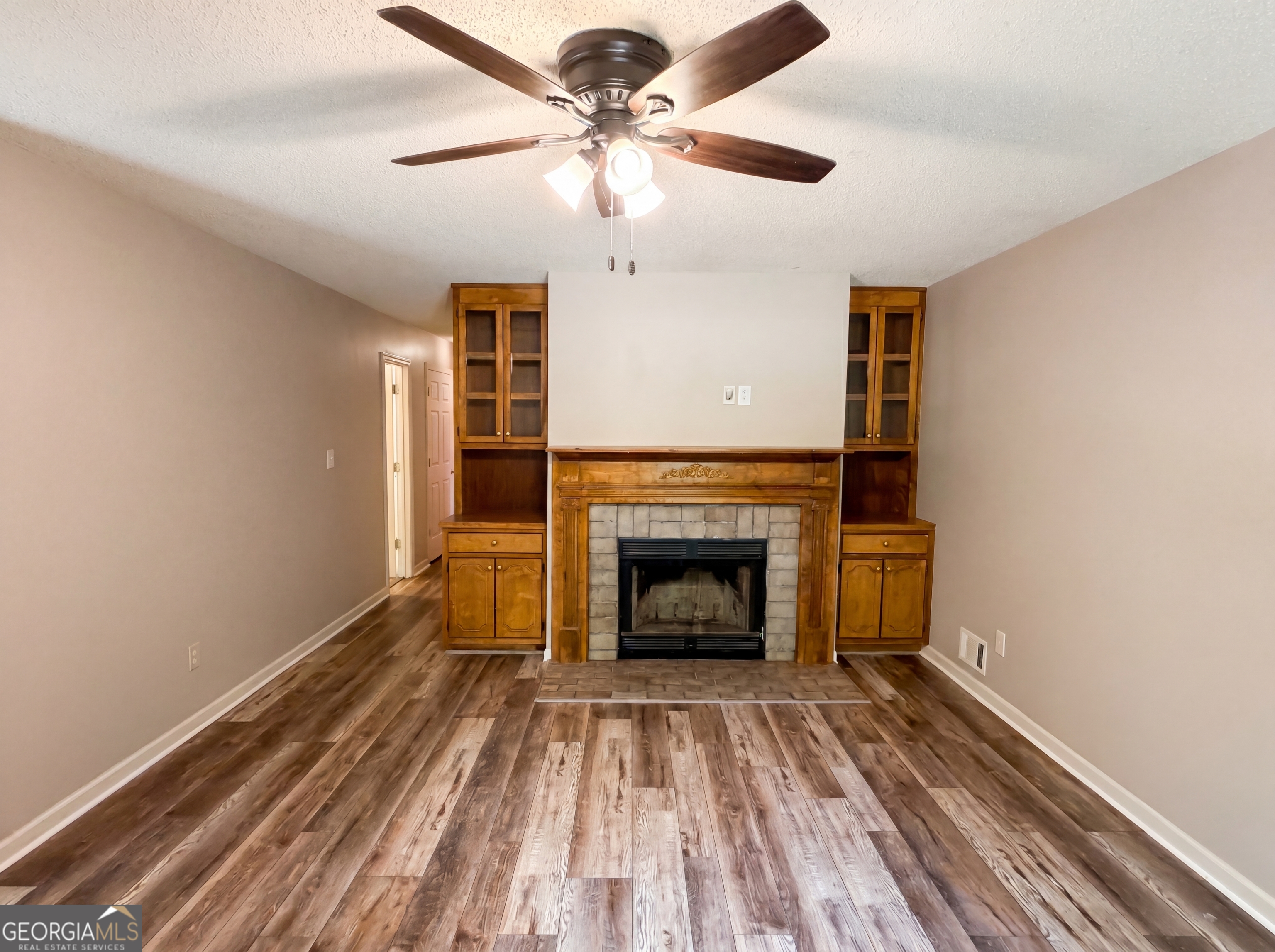 280 Pleasant Valley RD