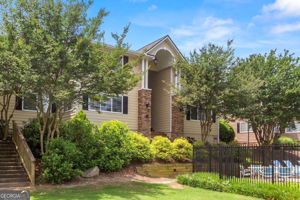 Photo of 1468 Briarwood Road NE #508, Brookhaven, GA 30319 (MLS # 10681552)