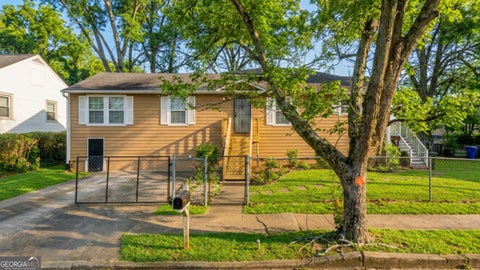 Photo of 784 Avenida St. Street SW, Atlanta, GA 30318 (MLS # 10831687)