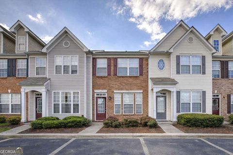 Photo of 2706 Heathrow Drive, Lawrenceville, GA 30043 (MLS # 10663830)