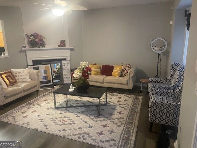2721 Parkway TRL