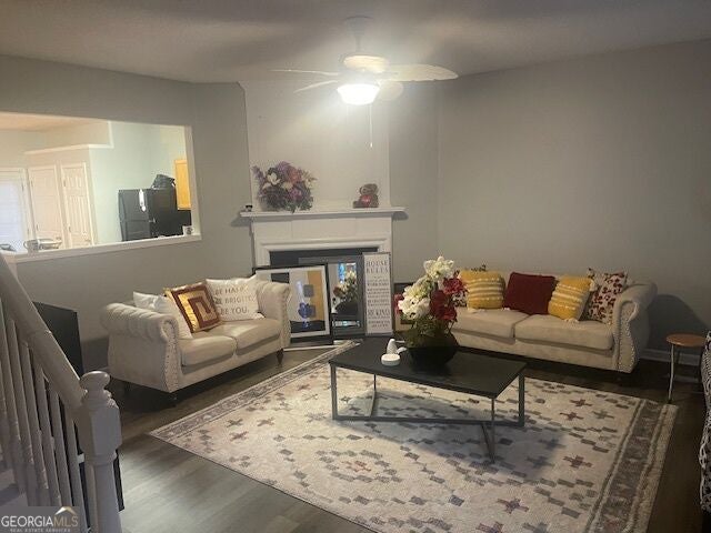 2721 Parkway TRL