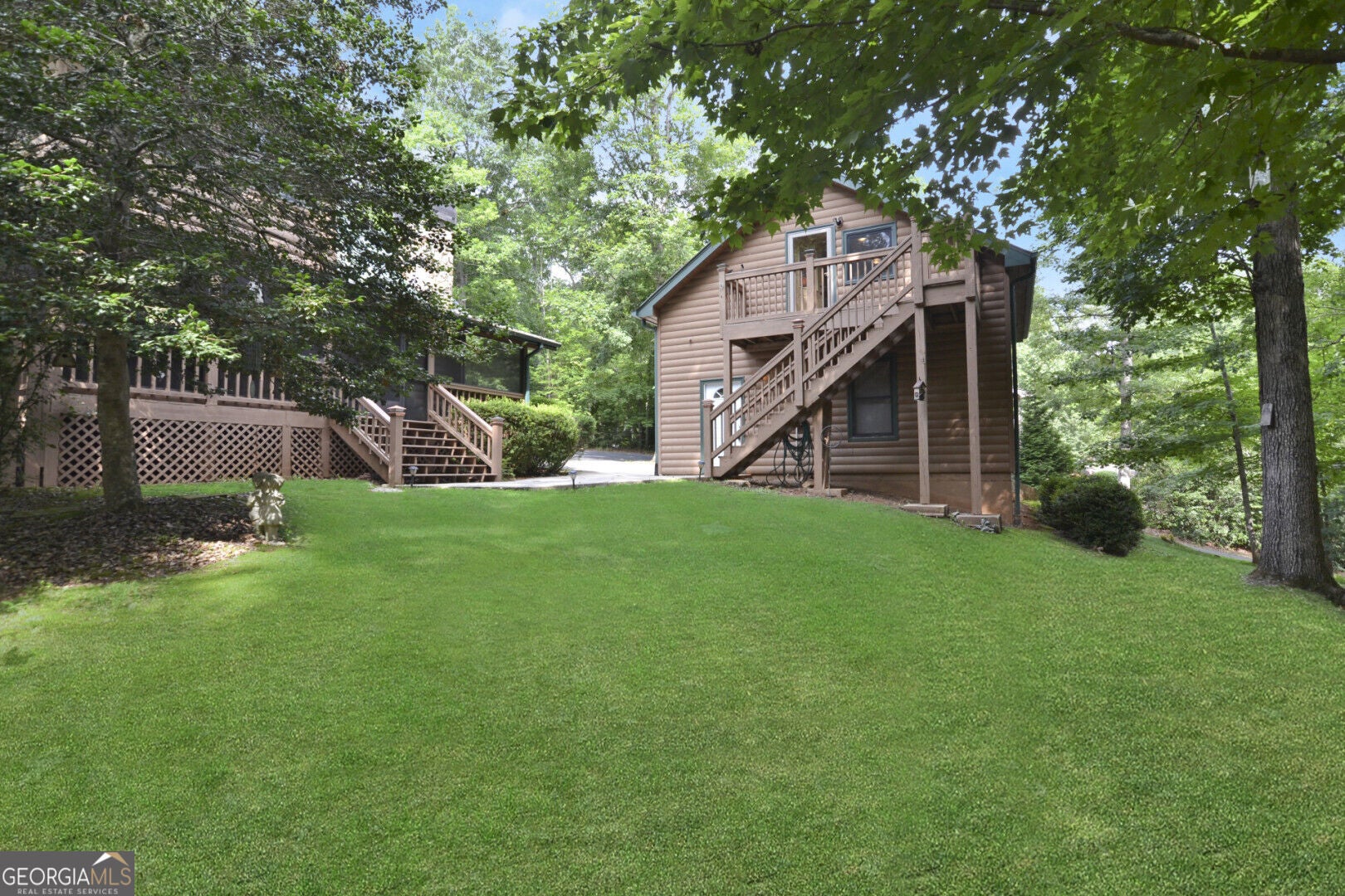 145 Lake Ridge DR