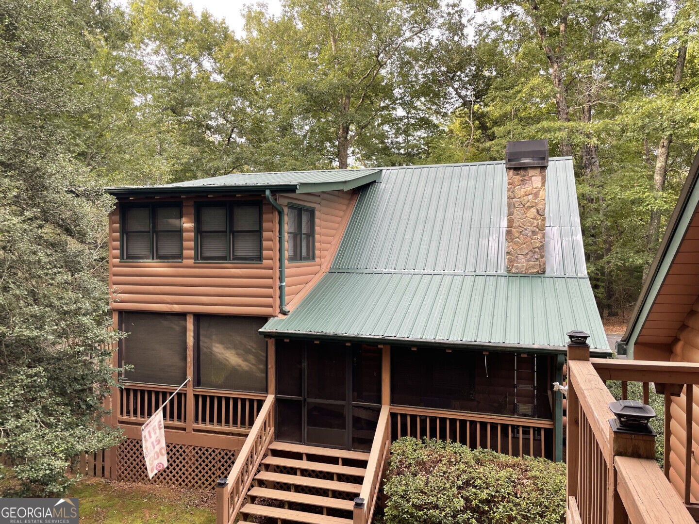 145 Lake Ridge DR