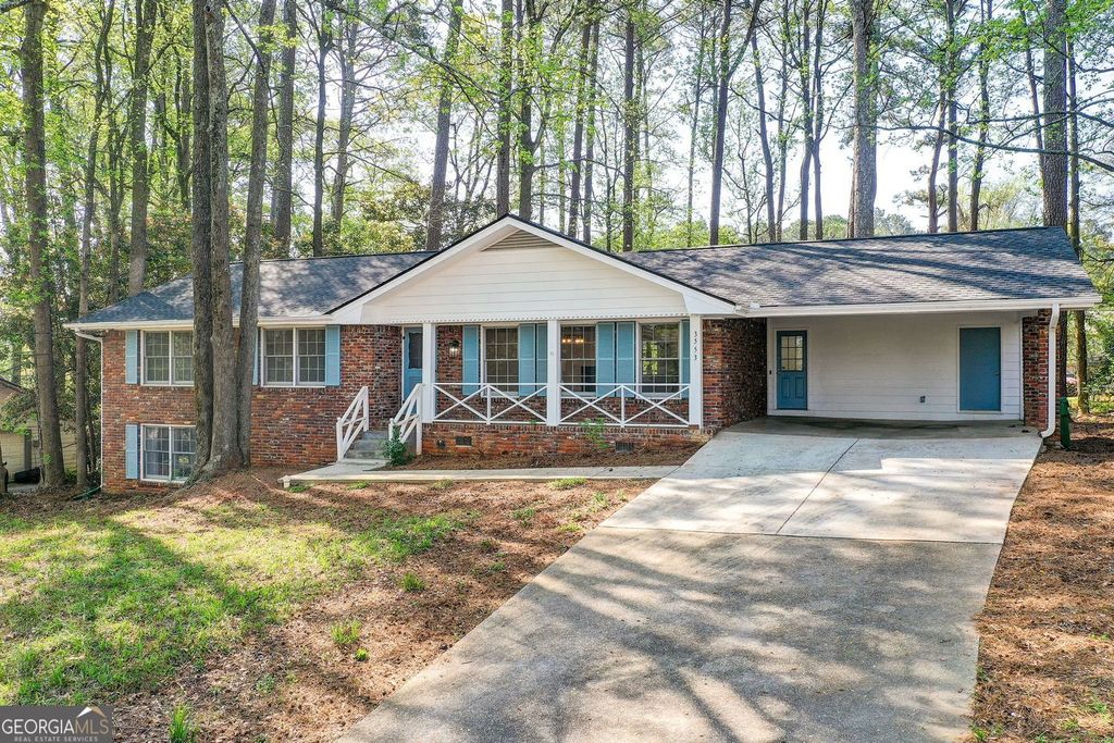 Photo of 3553 Sandy Woods Lane, Stone Mountain, GA 30083 (MLS # 10724466)