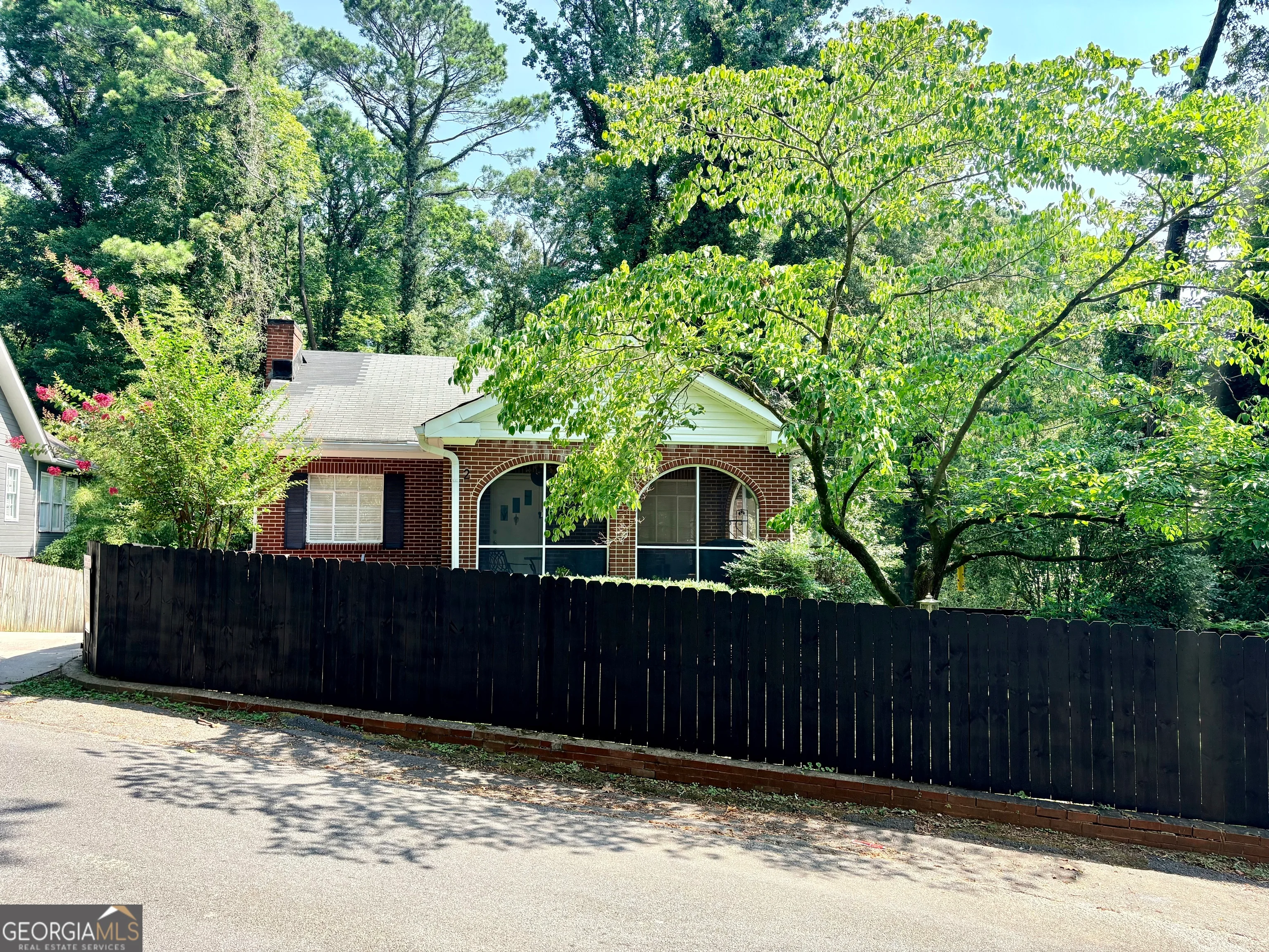 2 Lindberg Drive NE