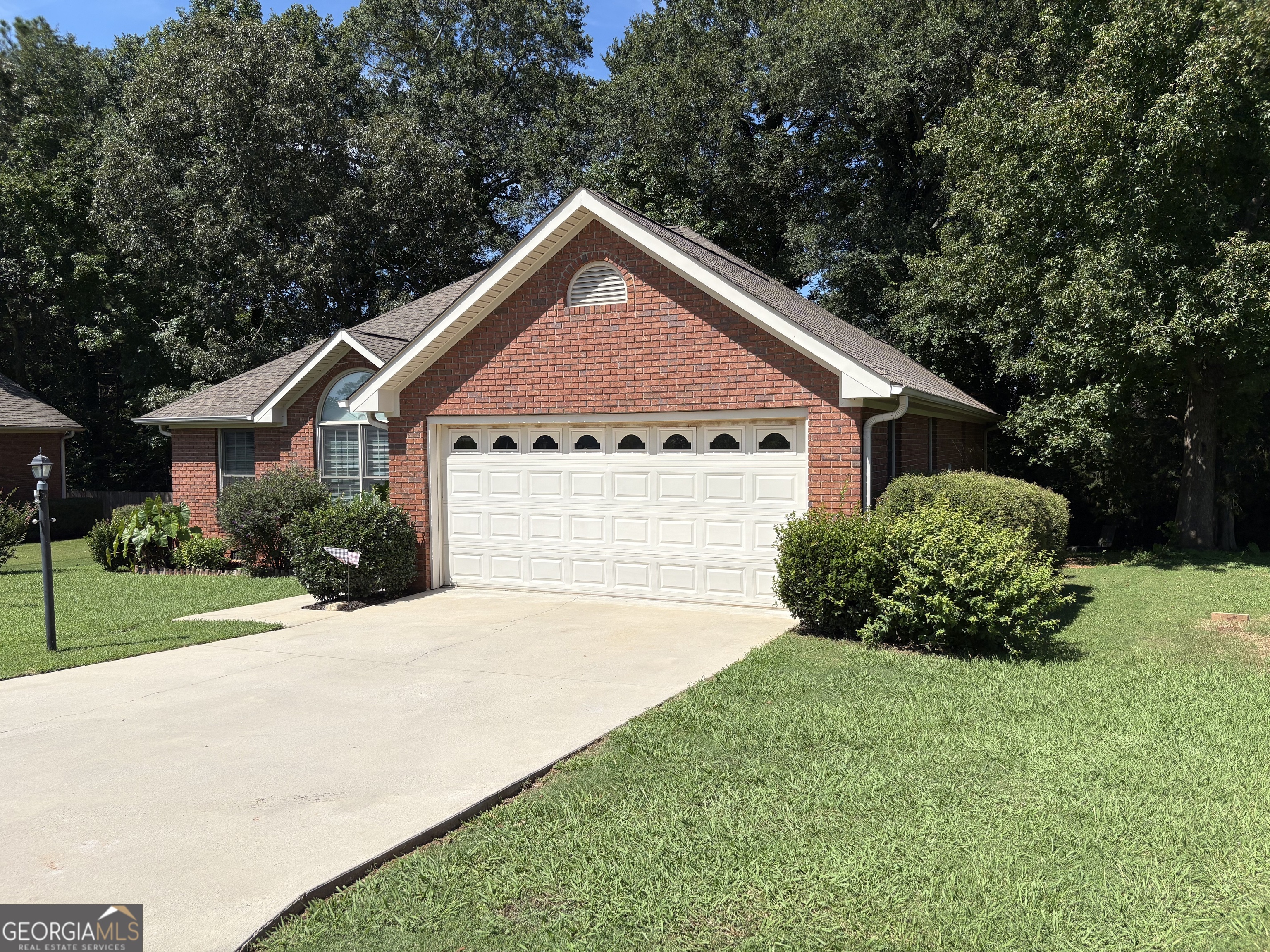 34 Golden Oaks DR
