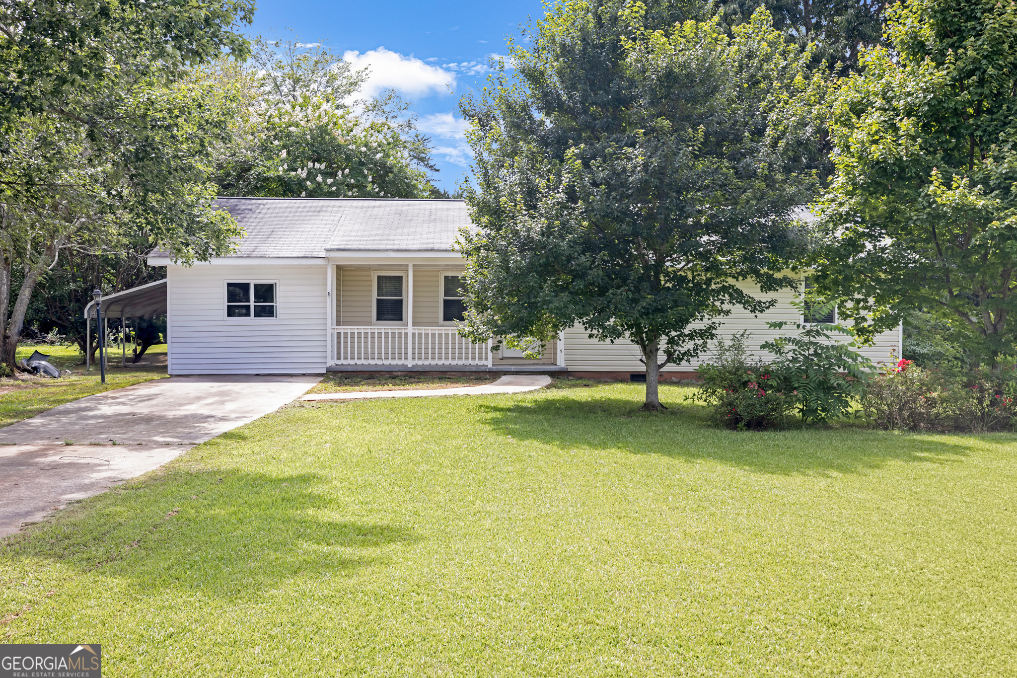 33 Russell RD