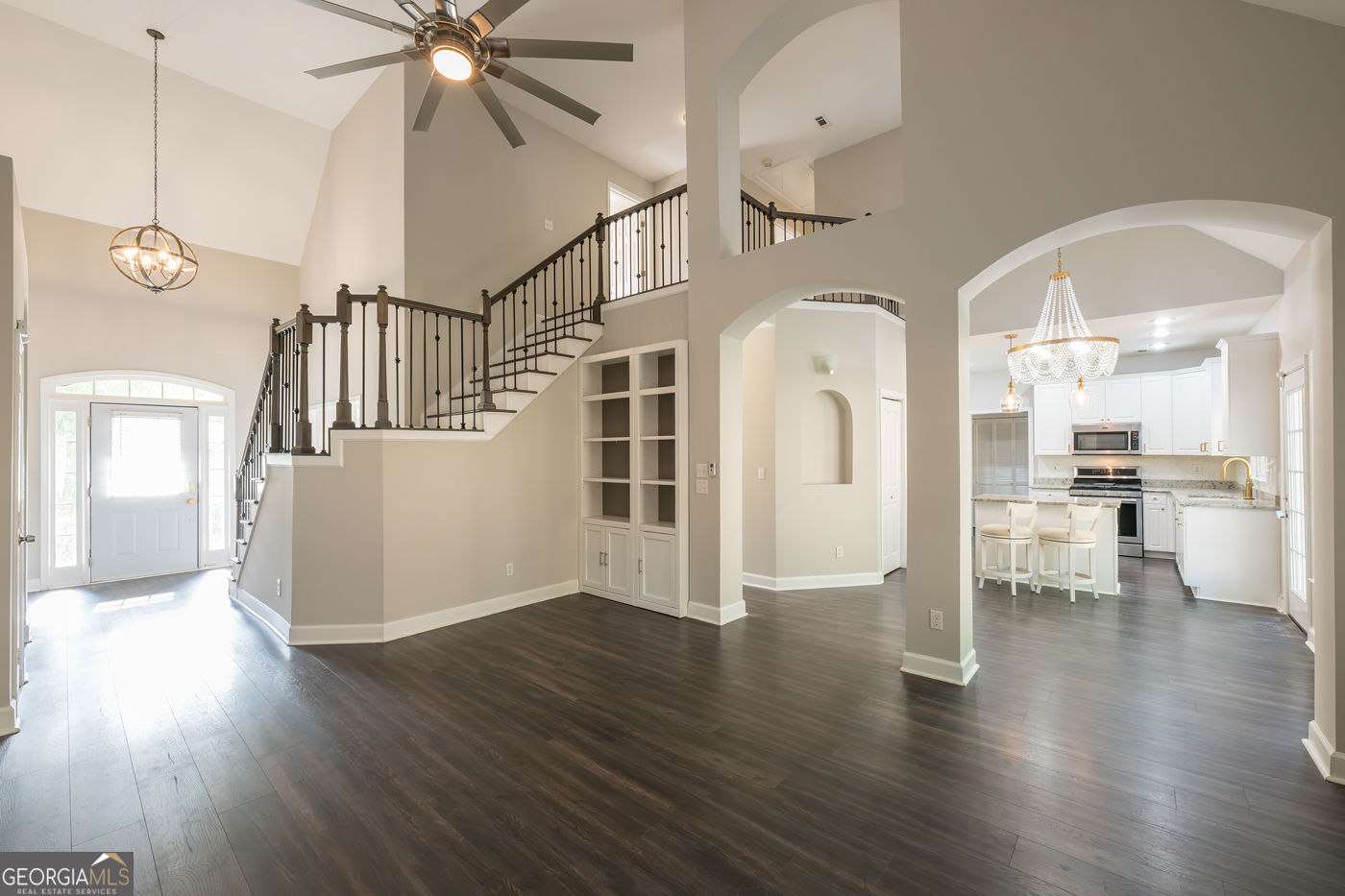 1512 Fallen Leaf CT SW